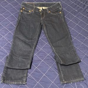 It’s your lucky day with great looking jeans from Lucky Brand!